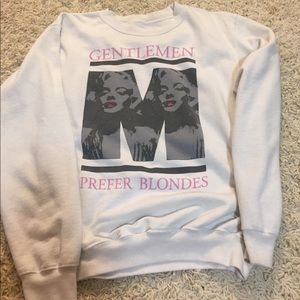 Marilyn Monroe crew neck